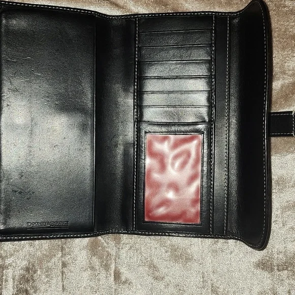 AUTHENTIC Dooney & Bourke trifold wallet-lock closure - Picture 4 of 6